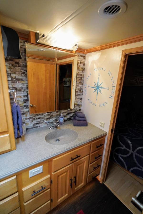 3E *Glamping At Treasure Lake* デュボア エクステリア 写真